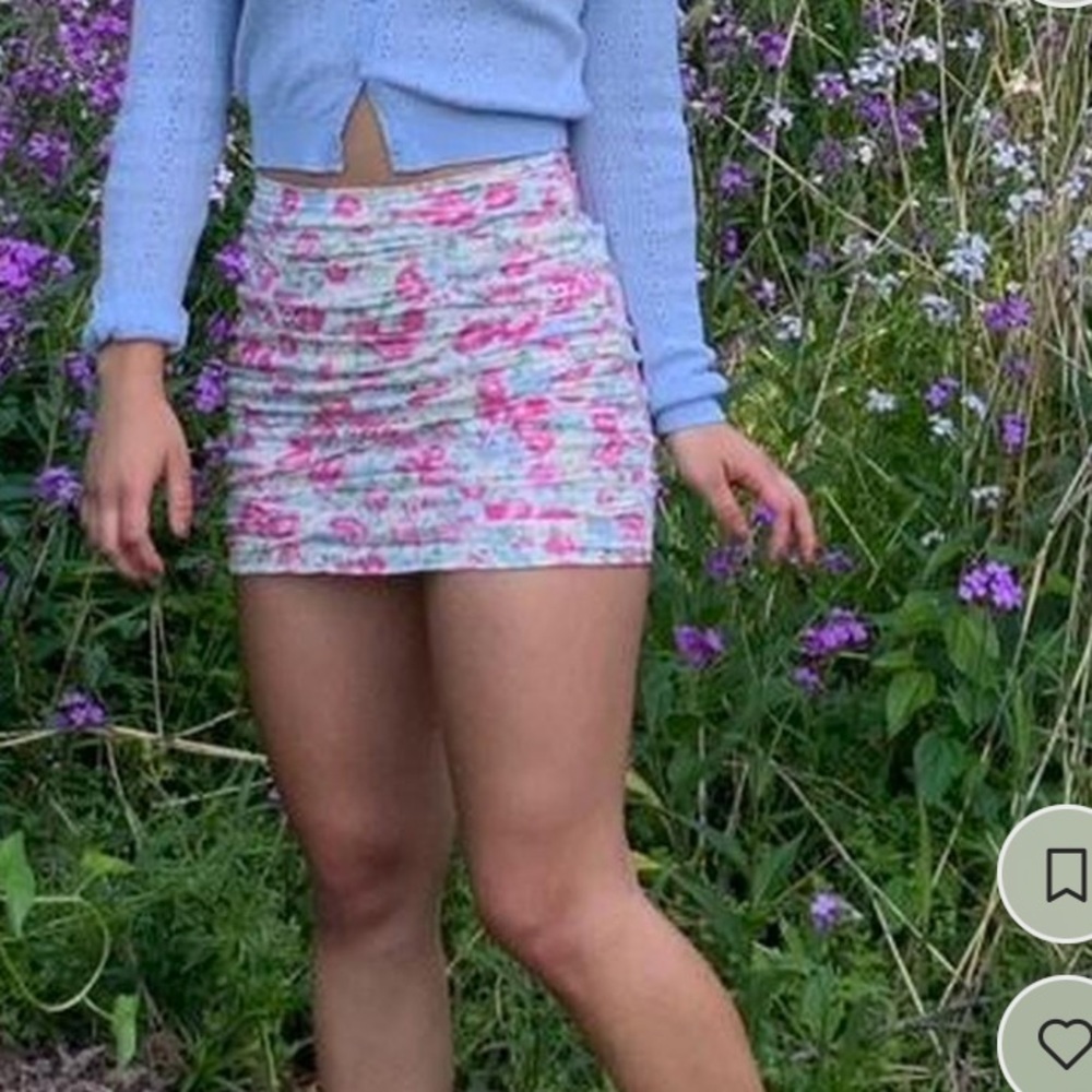 Glassons floral mini skirt